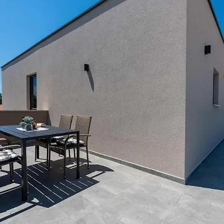 Apartament Venera *